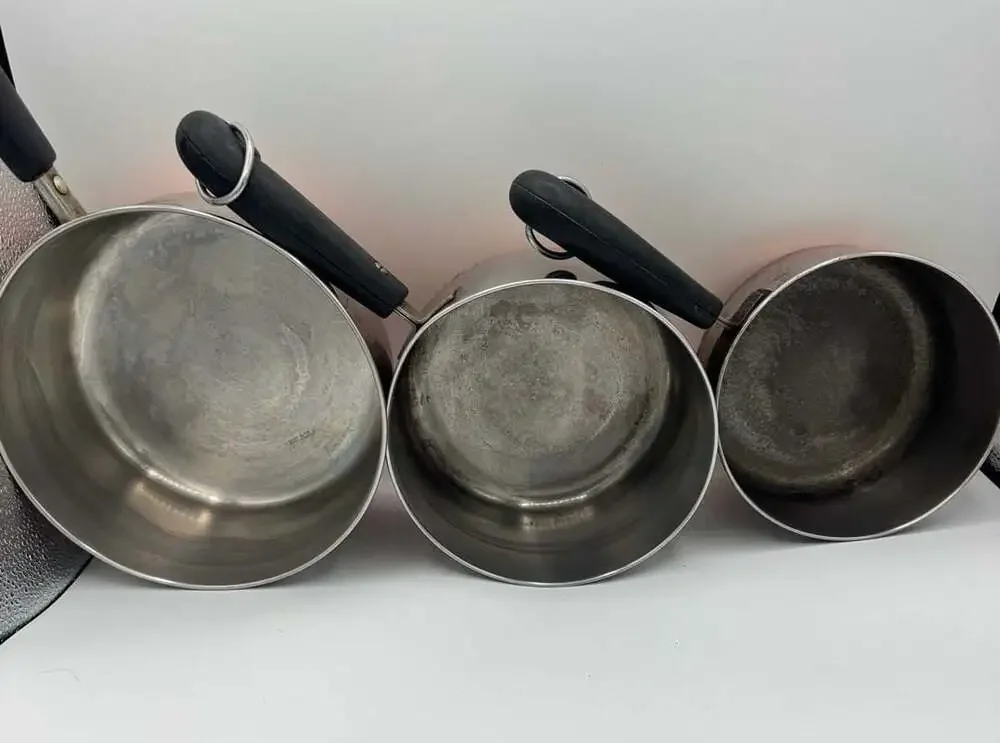 1801 Revere Ware Sauce Pans Set of 3 no lids 2qt, 1qt ,and 1/2qt.